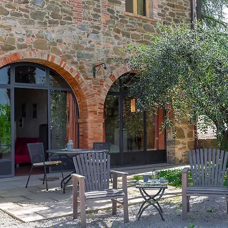Wunderschoene In Mit Gemeinschaftlichem Pool, Garten Und Grill Apartment *